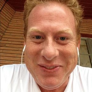 Meet your Posher, Eric